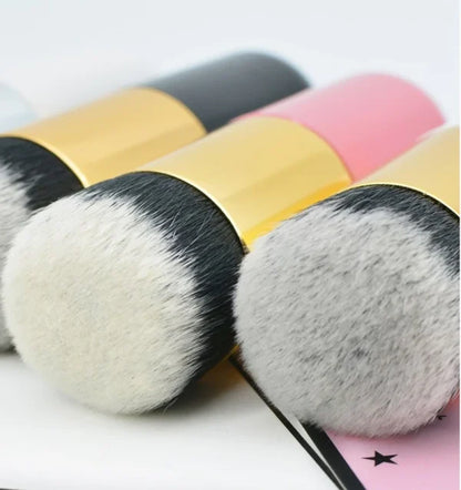 Professional Chubby Pier Foundation Cosmetic Makeup Brush – 1 Pcs