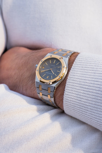 AUDEMARS PIGUET ROYAL-OAK MASTER AAA. COPY (With Normal Box)