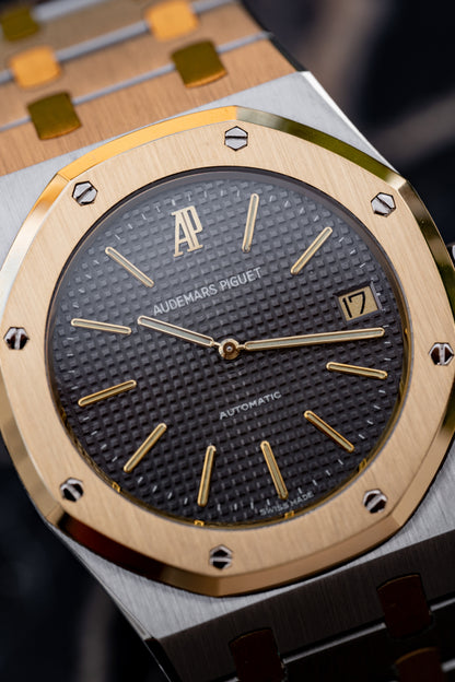 AUDEMARS PIGUET ROYAL-OAK MASTER AAA. COPY (With Normal Box)