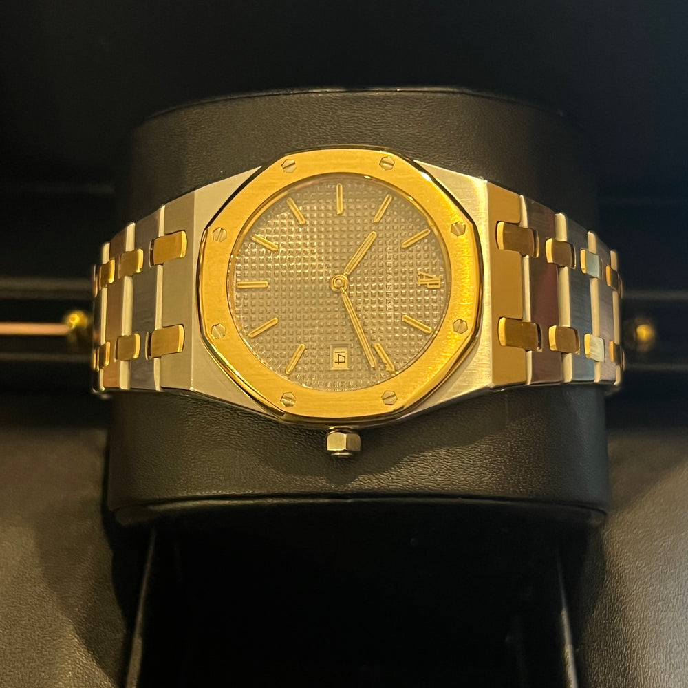 AUDEMARS PIGUET ROYAL-OAK MASTER AAA. COPY (With Normal Box)