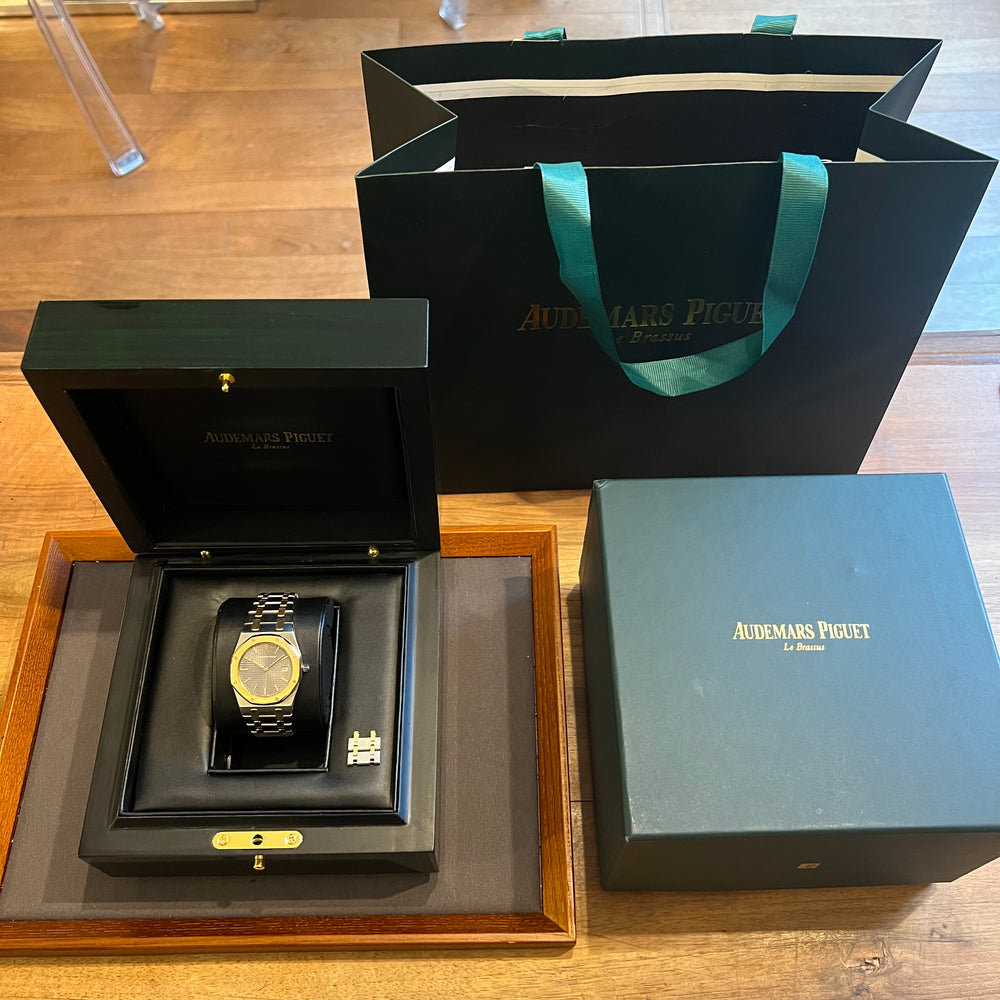 AUDEMARS PIGUET ROYAL-OAK MASTER AAA. COPY (With Normal Box)